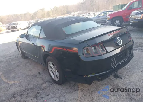 2013 Ford Mustang V6 z USA, uszkodzony, nr VIN 1ZVBP8EM2D5253891